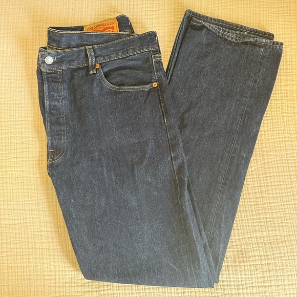 Levi’s 501’s Men’s Jeans - Picture 4 of 9